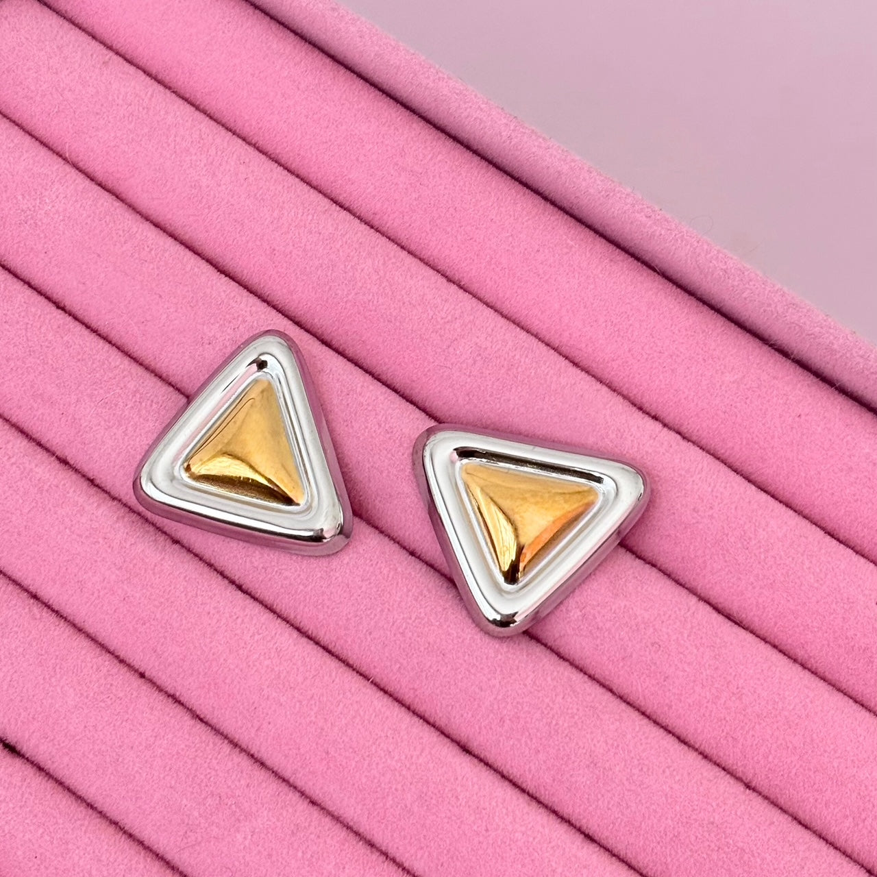 Aretes Trece